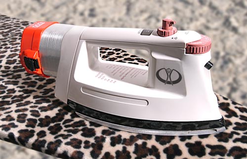 Playazon Battery Powered Steam Iron